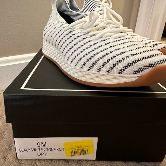 Black & White Stripe Opy J/Slides - 9 - Picture 6 of 8